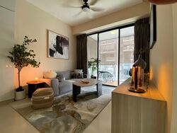 The Luxurie (D19), Condominium #558681061